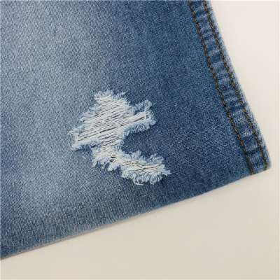 Light weight cotton cloth material in Jiangsu denim mill